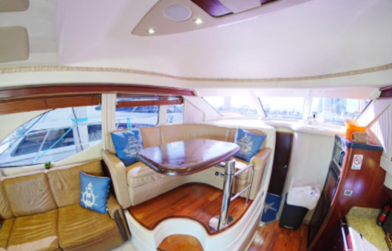 Sea Ray 54 ft — photo 2 of 10