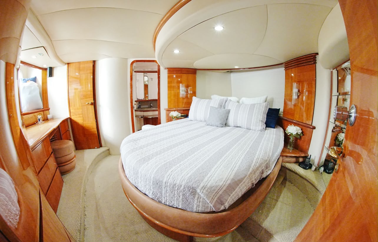 Azimut 70 ft — photo 6 of 6