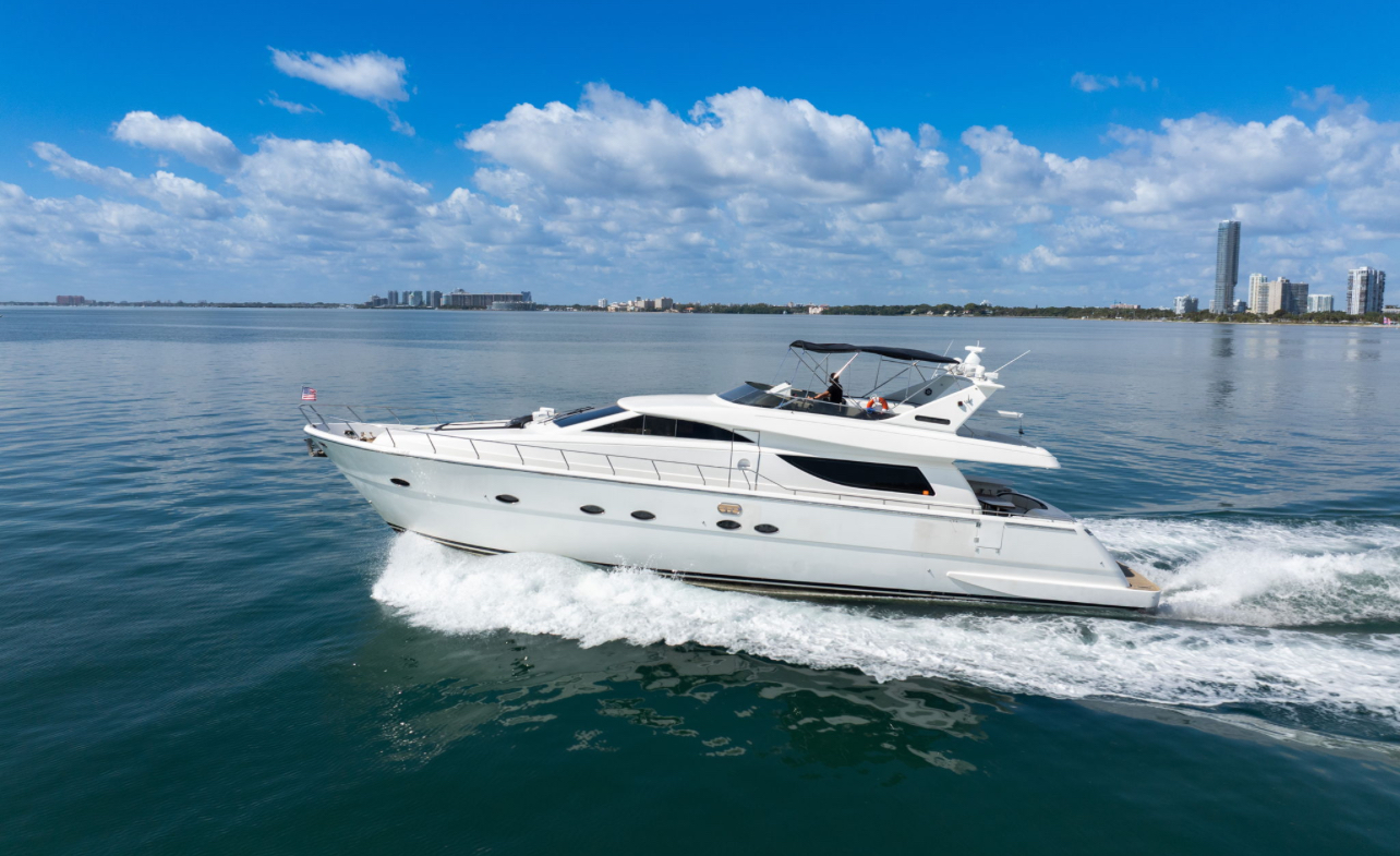 Ferretti 80 ft — photo 1 of 10