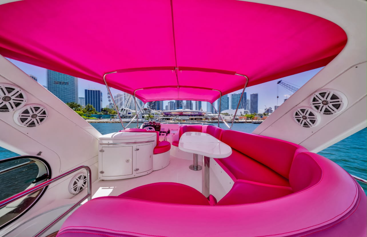 Azimut pink 60 ft — photo 3 of 10