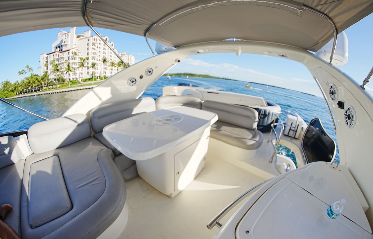 Azimut 70 ft — photo 5 of 6